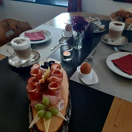 Schwarzwälder Speckhuisli Gasthof 3*